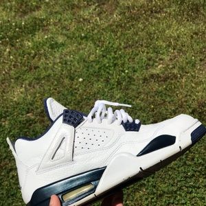 Air Jordan Retro 4 “Legend Blue”
